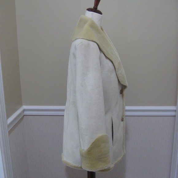 ***SOLD***  Calvin Klein Ultra Soft Faux Shearling Coat sz L Cream Beige - Picture 5 of 14